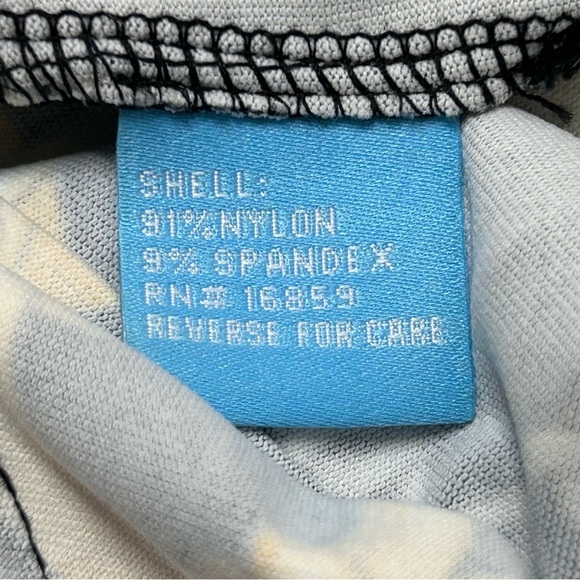 J. McLaughlin Chain Print Catalina Dress
Wrinkle Resistant Coastal Closet Staple - Picture 10 of 11